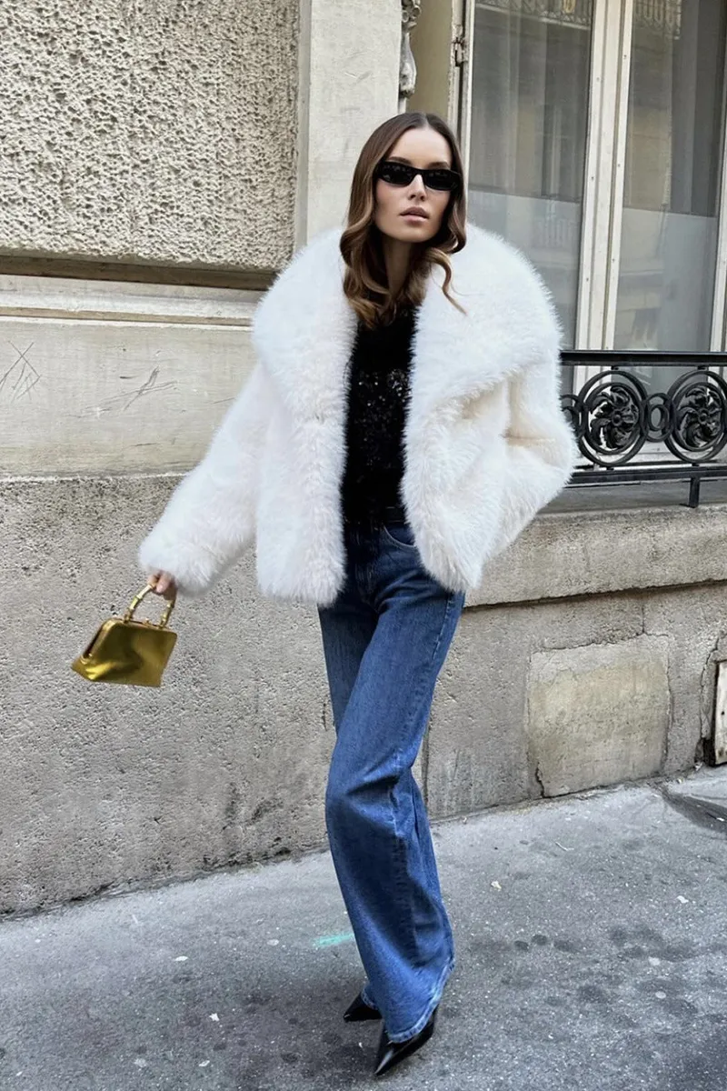 Chic Winter Luxurious Faux Fur Jacket