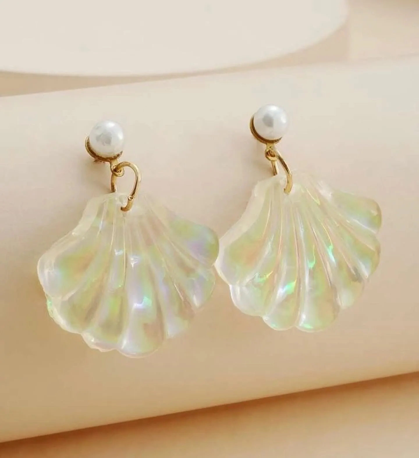Faux Pearl decor shell drop earrings