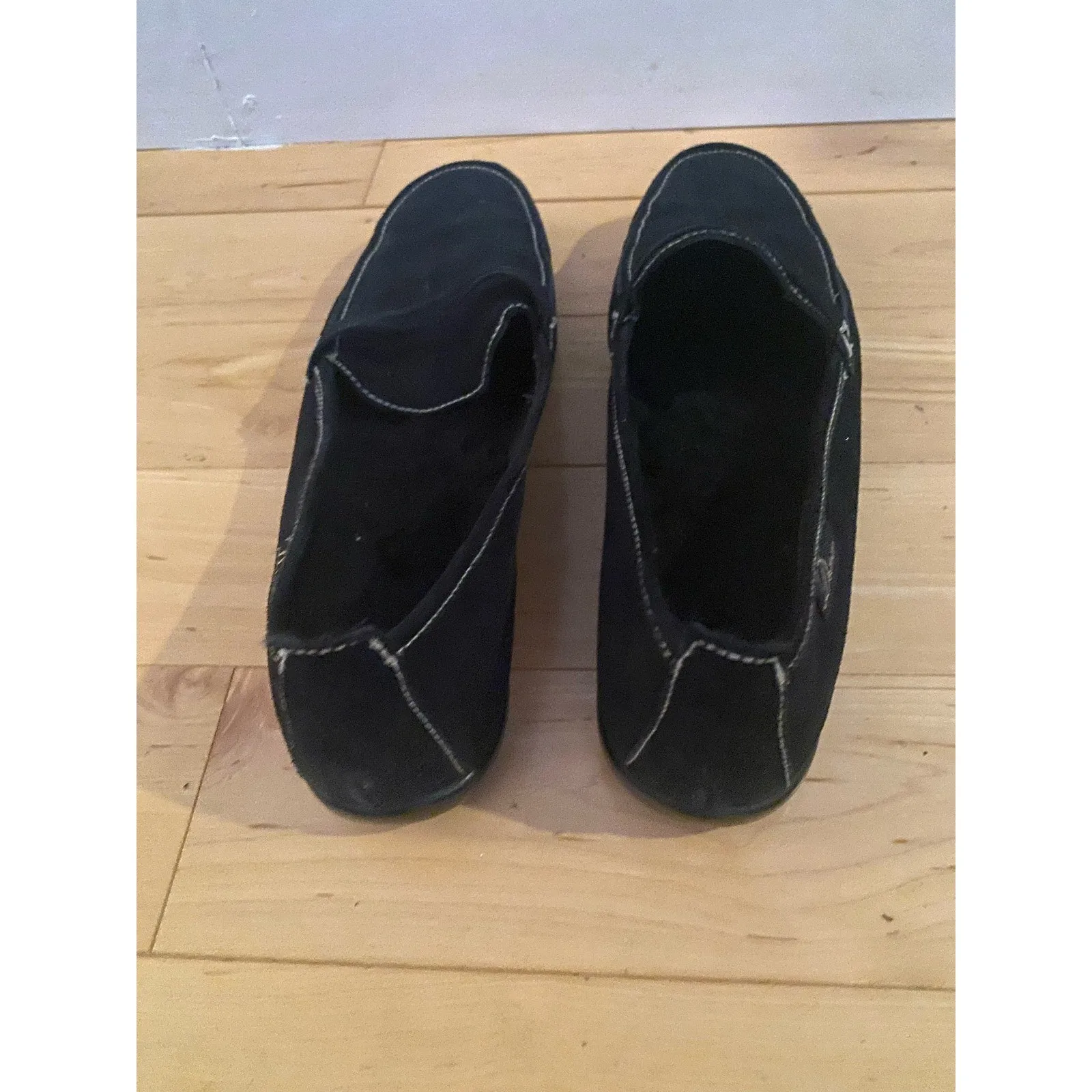 Feldman Black Suede Loafers Size 9