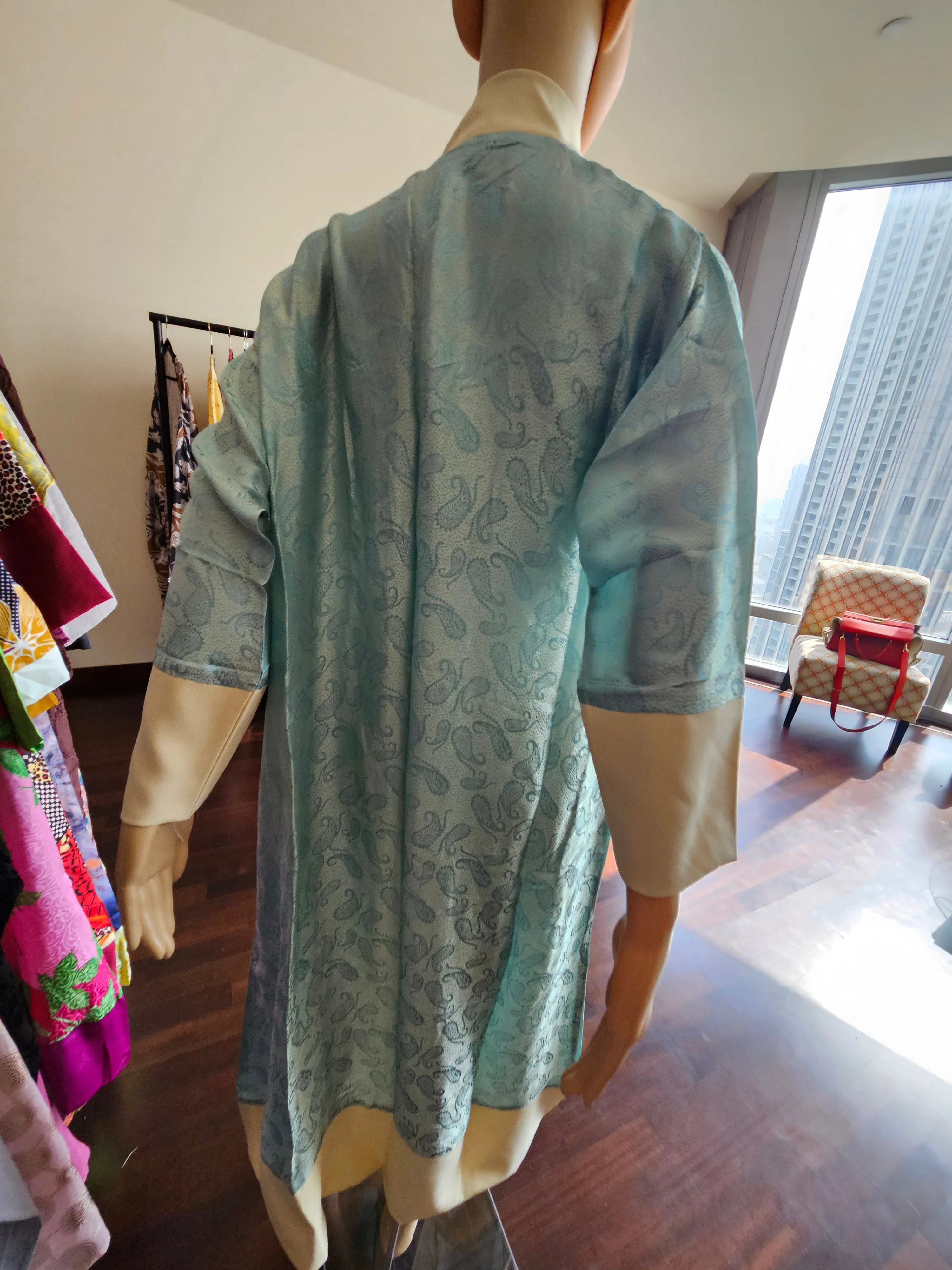 Leslie blue abaya