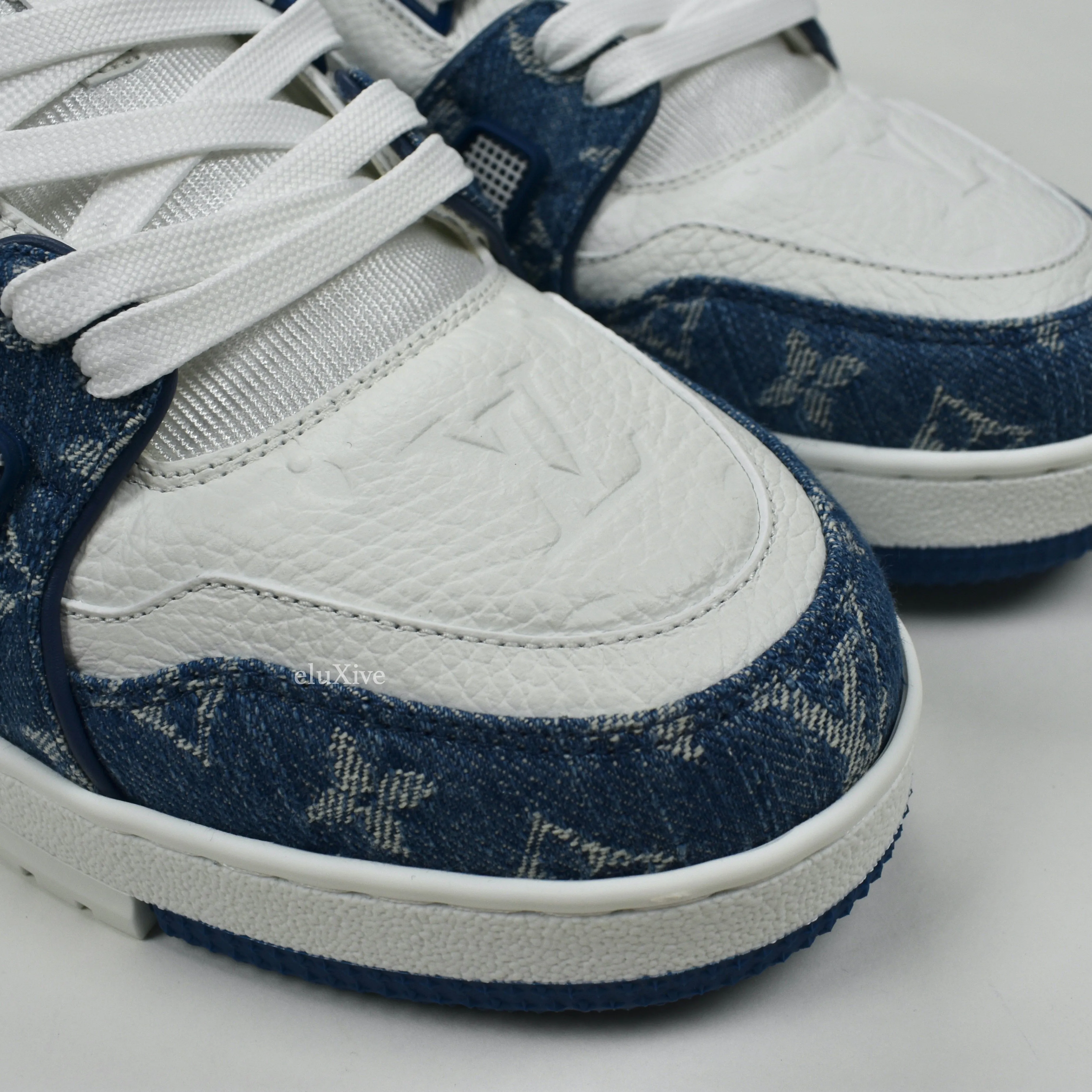 Louis Vuitton - White/Navy Leather & Denim Trainer Sneakers