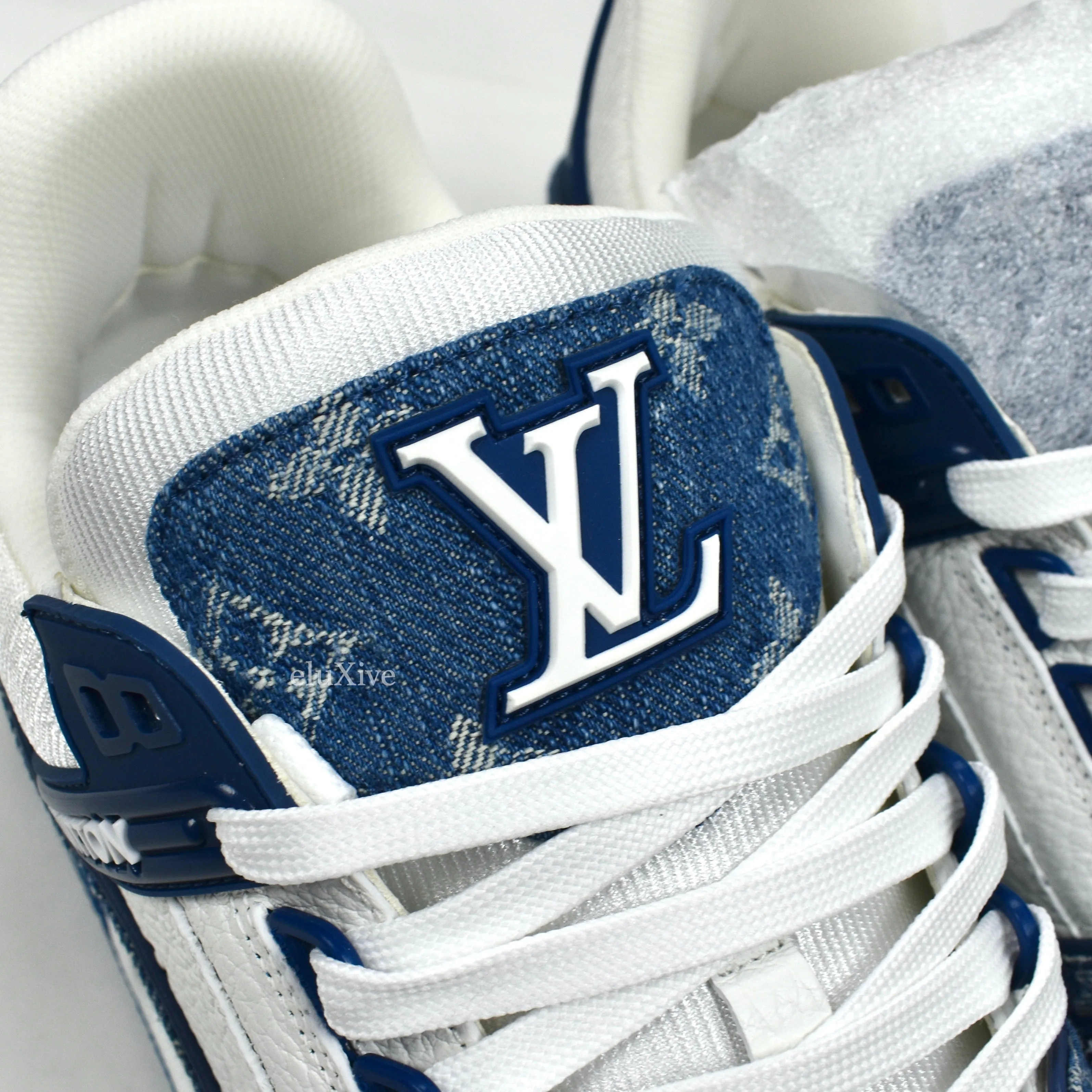 Louis Vuitton - White/Navy Leather & Denim Trainer Sneakers