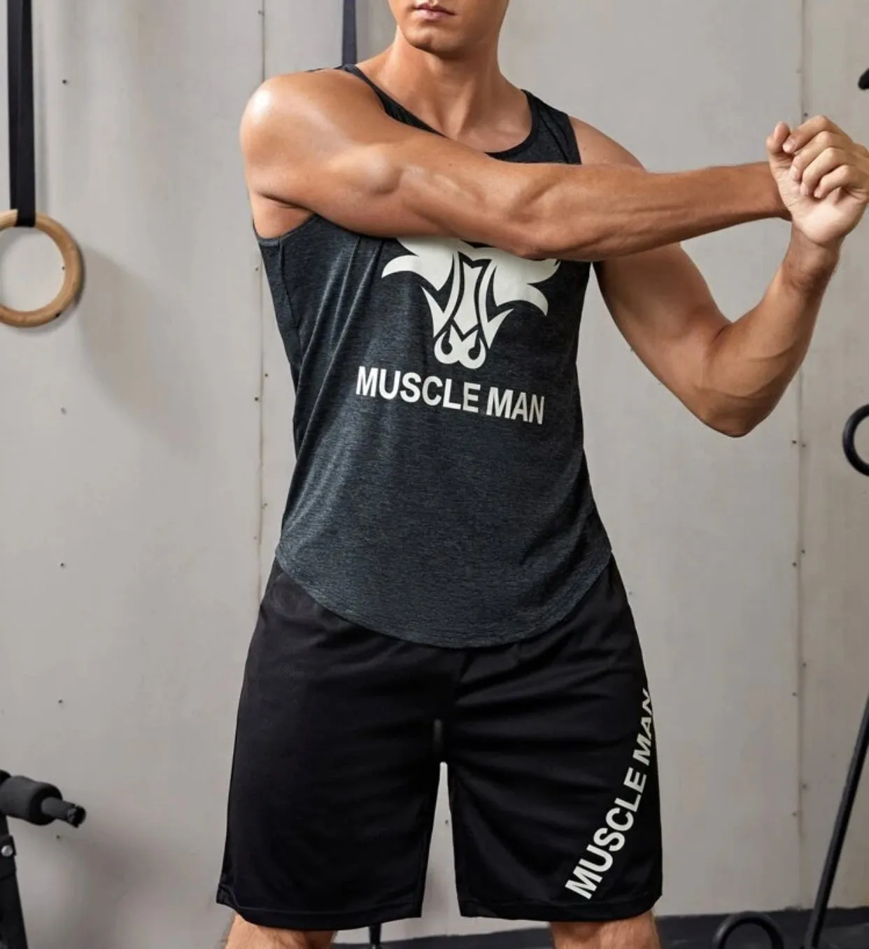 Men’s bull & letter graphic sports tank & shorts