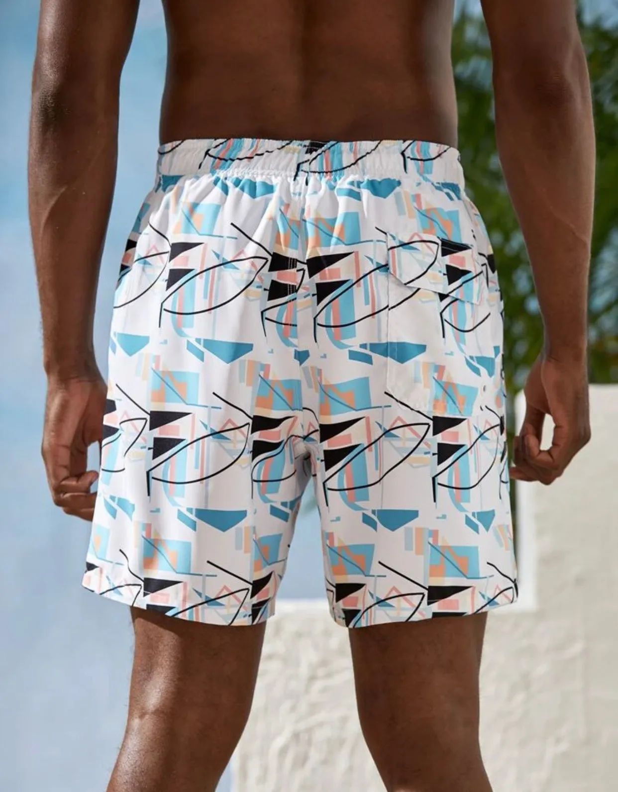 Men’s geo print drawstring waist swim trunks