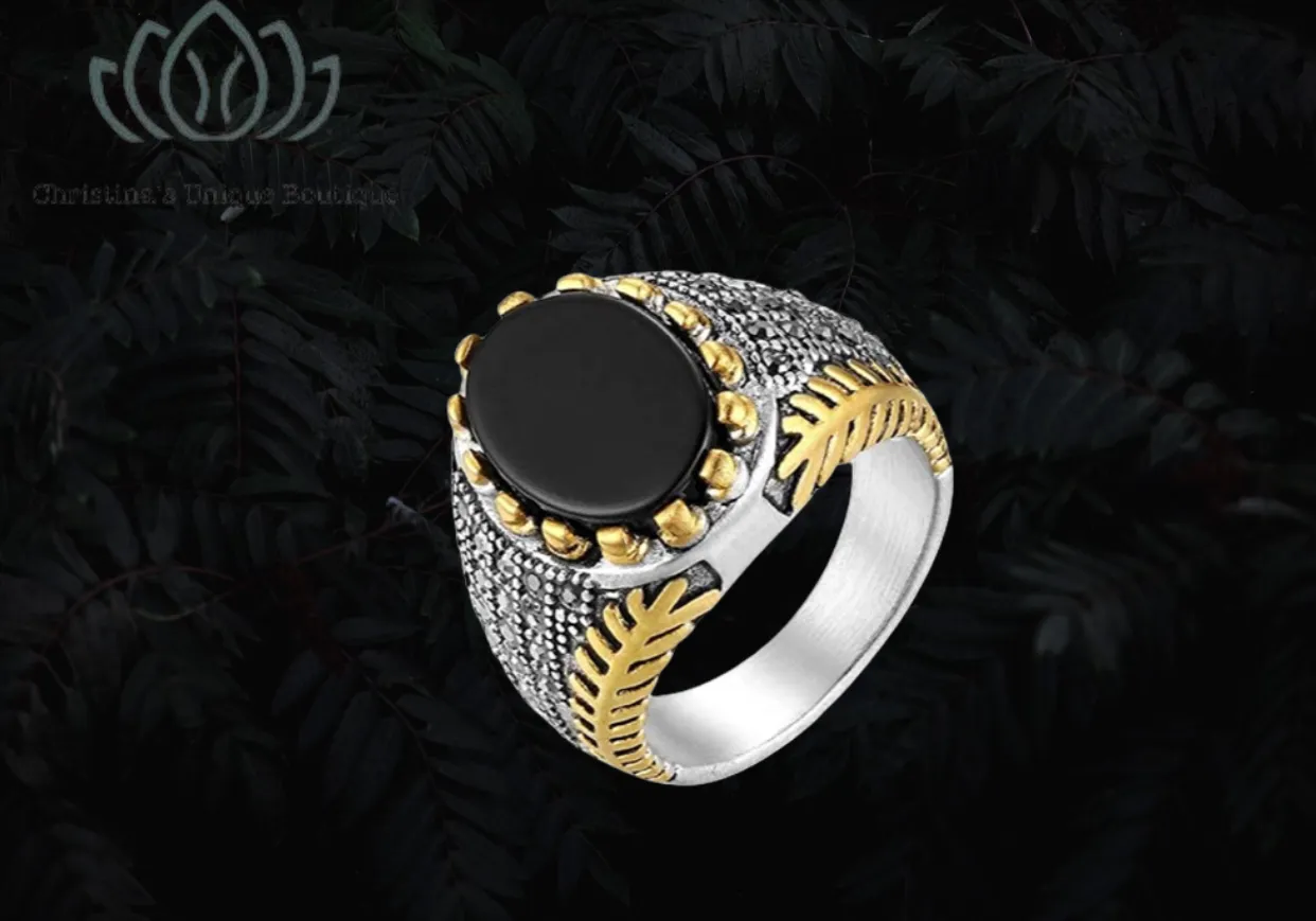 Men’s signet, vintage black onyx stone (inlay). 100% stainless steel.