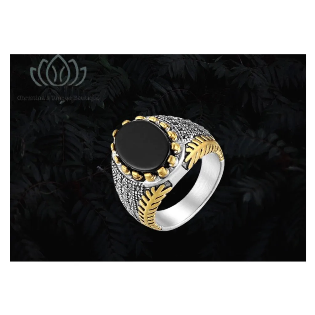Men’s signet, vintage black onyx stone (inlay). 100% stainless steel.