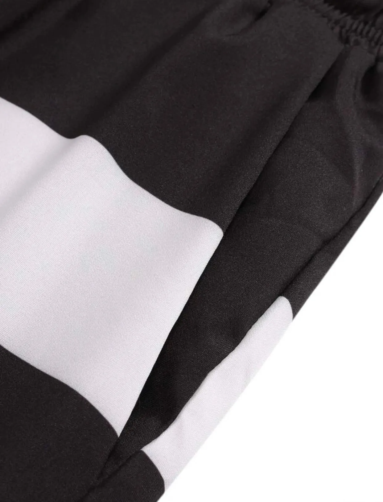 Men’s striped drawstring waist swim trunks