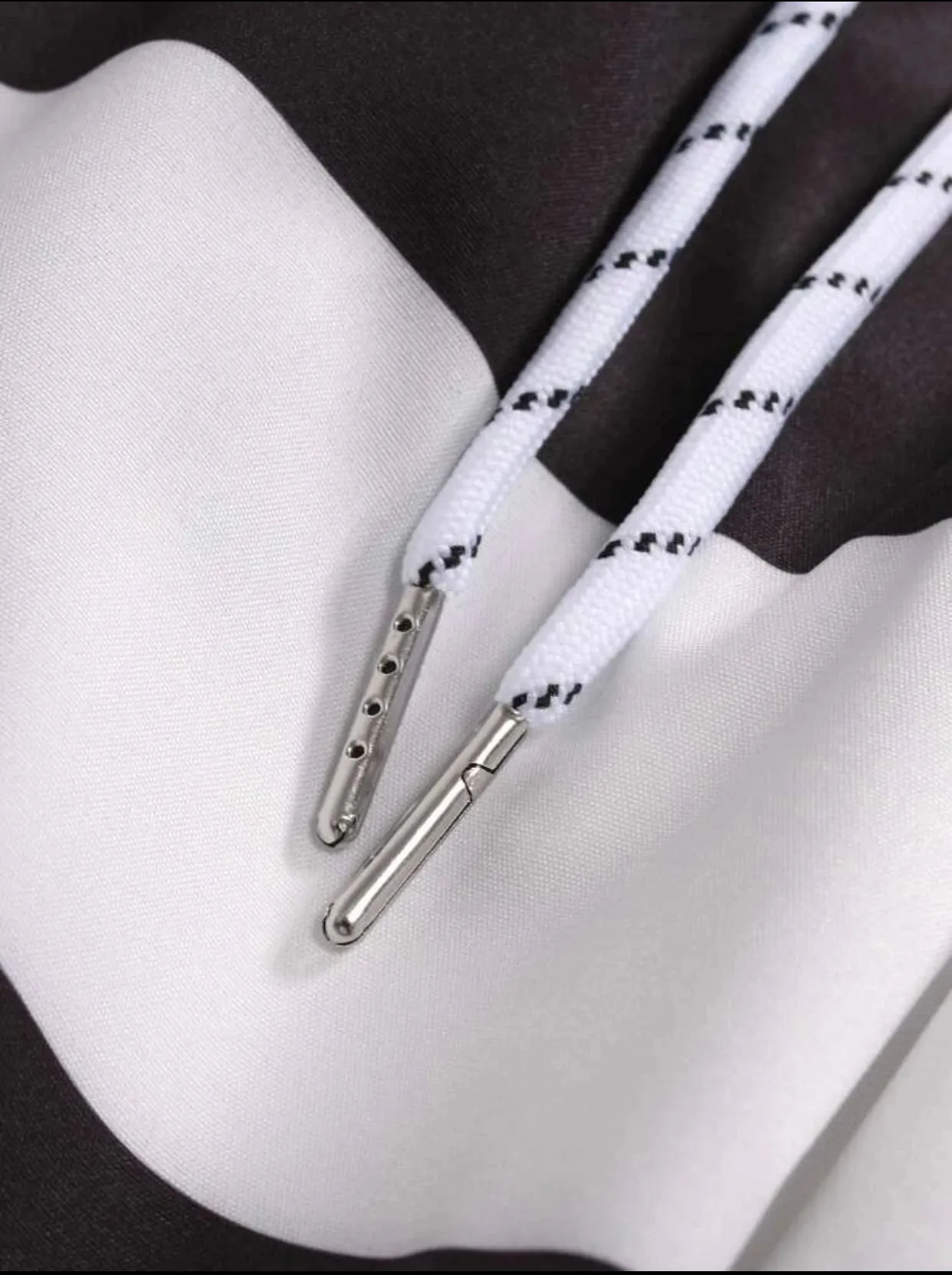 Men’s striped drawstring waist swim trunks