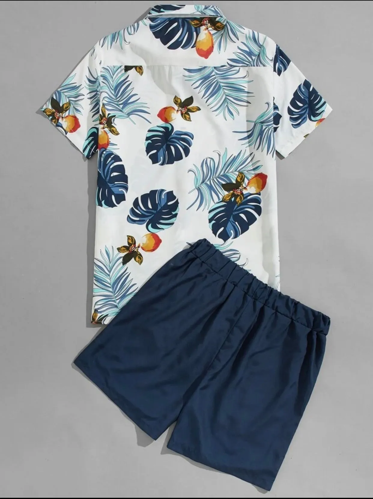 Men’s tropical print shirt and shorts set