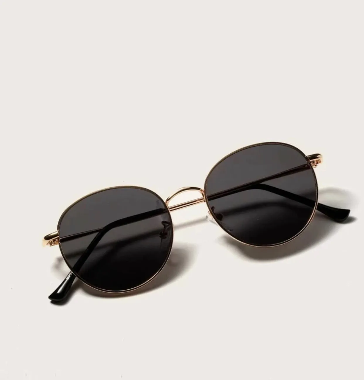 Metal frame sunglasses