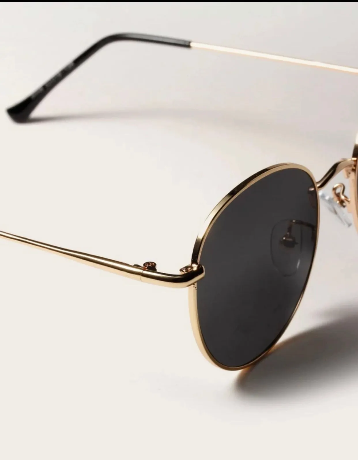 Metal frame sunglasses