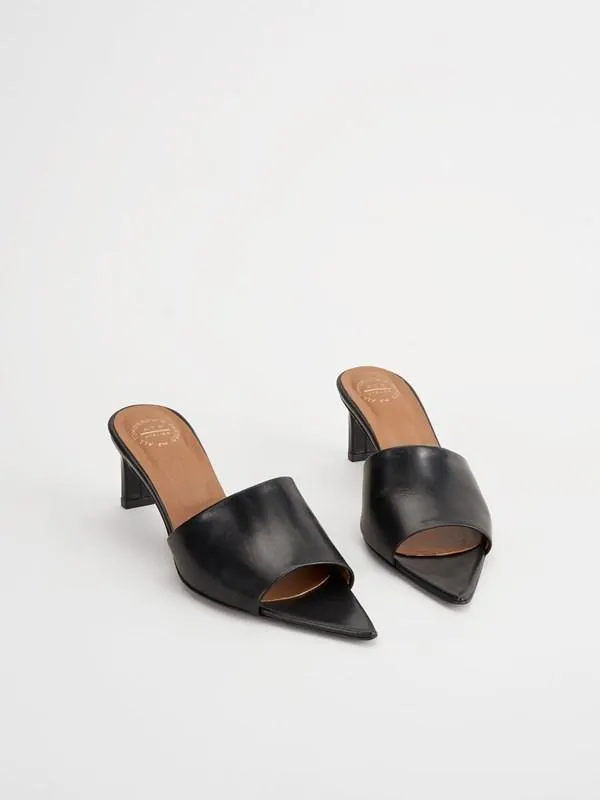 Serranova Black Heeled Sandals