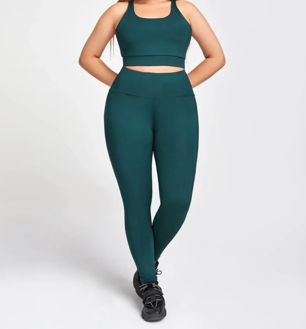 Solid colored criss cross backless sports set