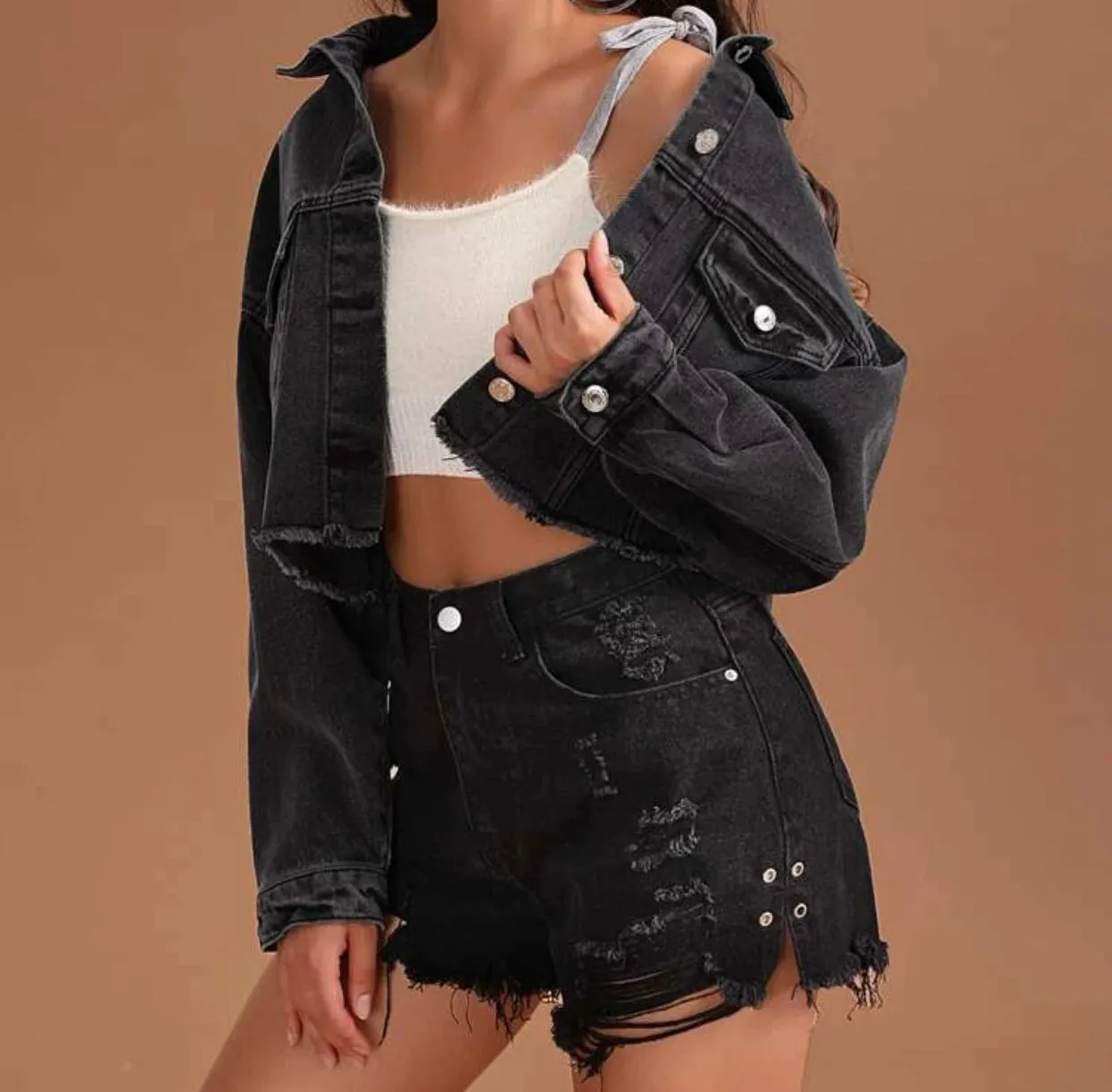 Solid raw hem shoulder denim jacket