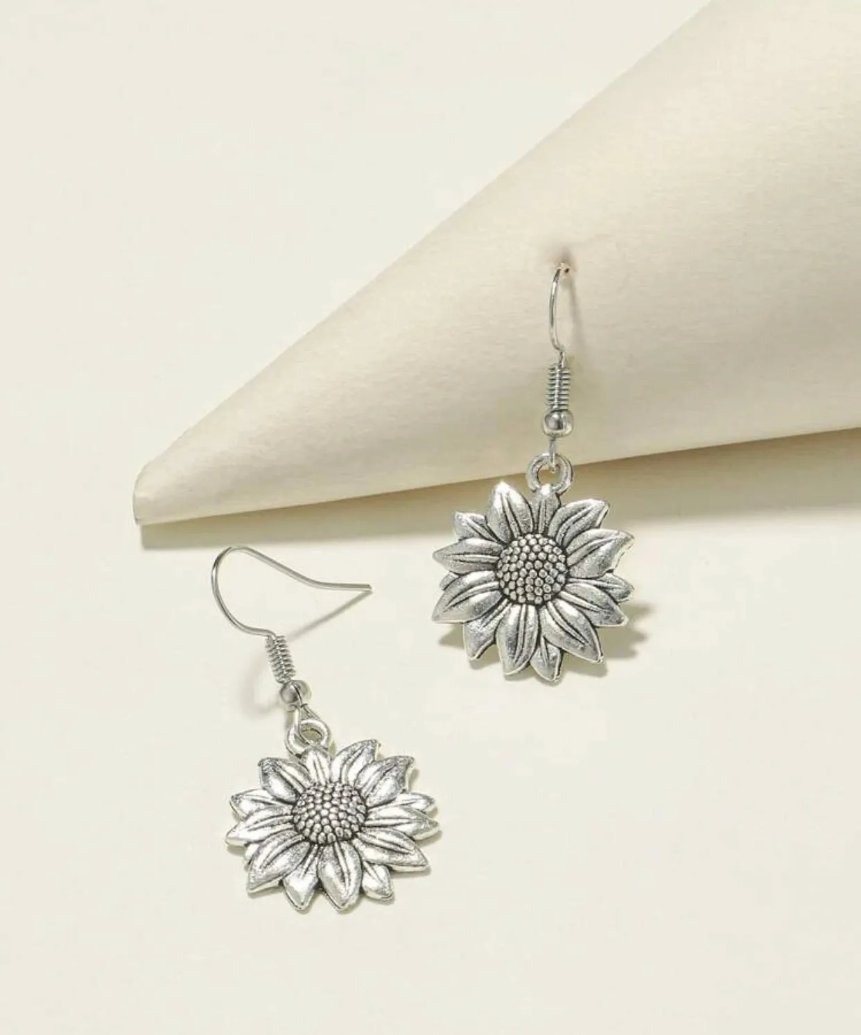 Sunflower dangle earrings
