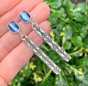 Vintage inspired thin pin metal dangle earrings